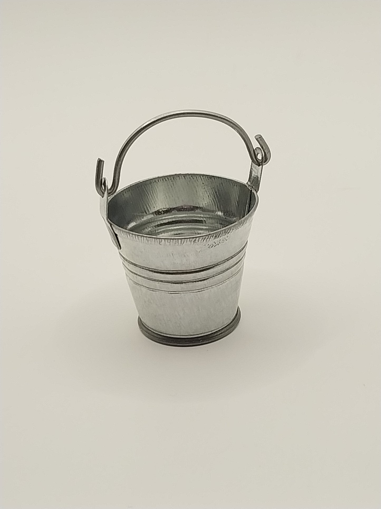 Tin Pail Bucket