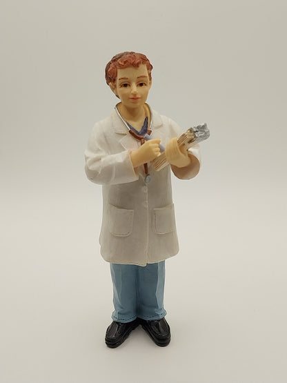 Doctor Aronold Doll, Resin