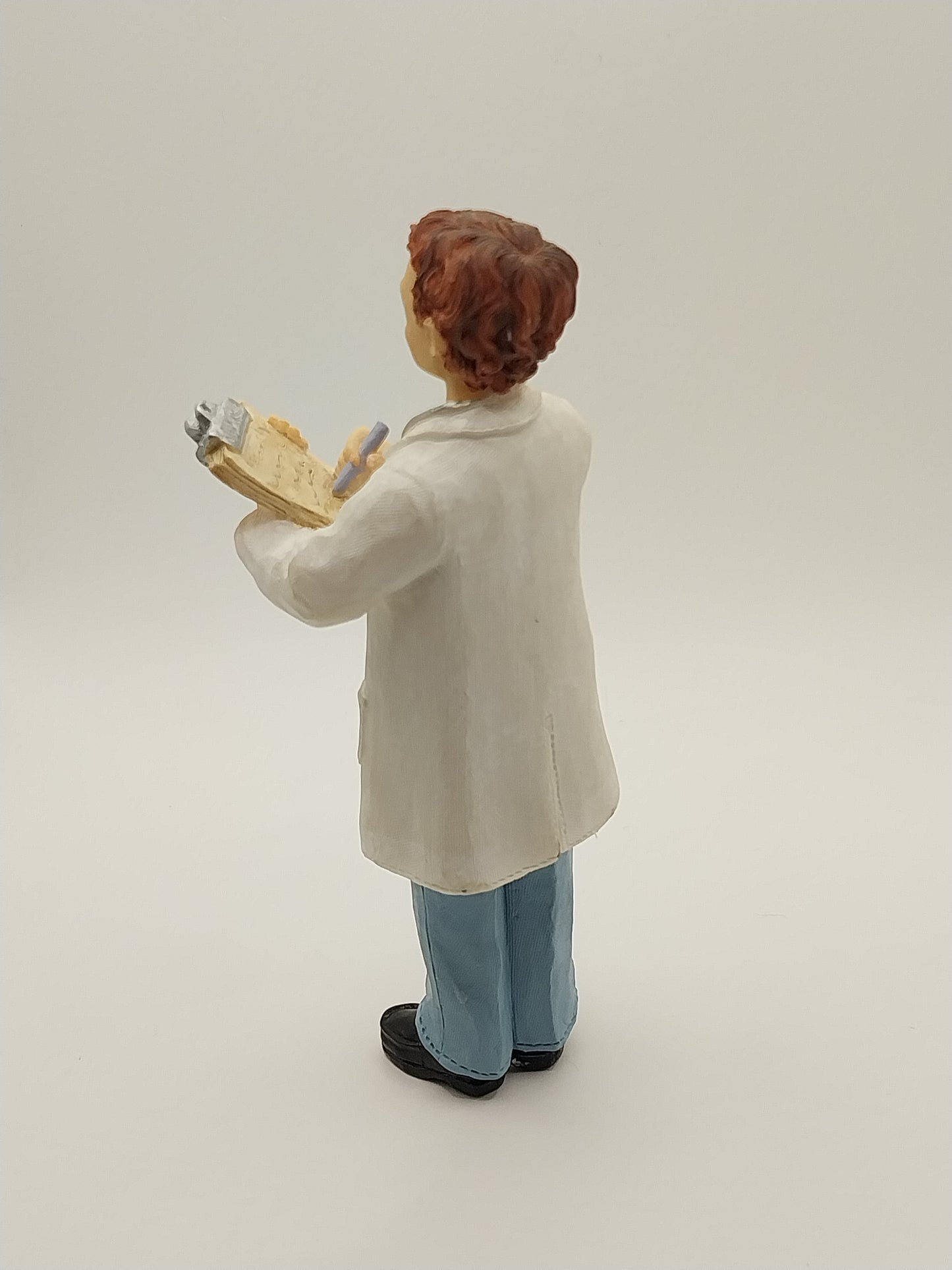 Doctor Aronold Doll, Resin