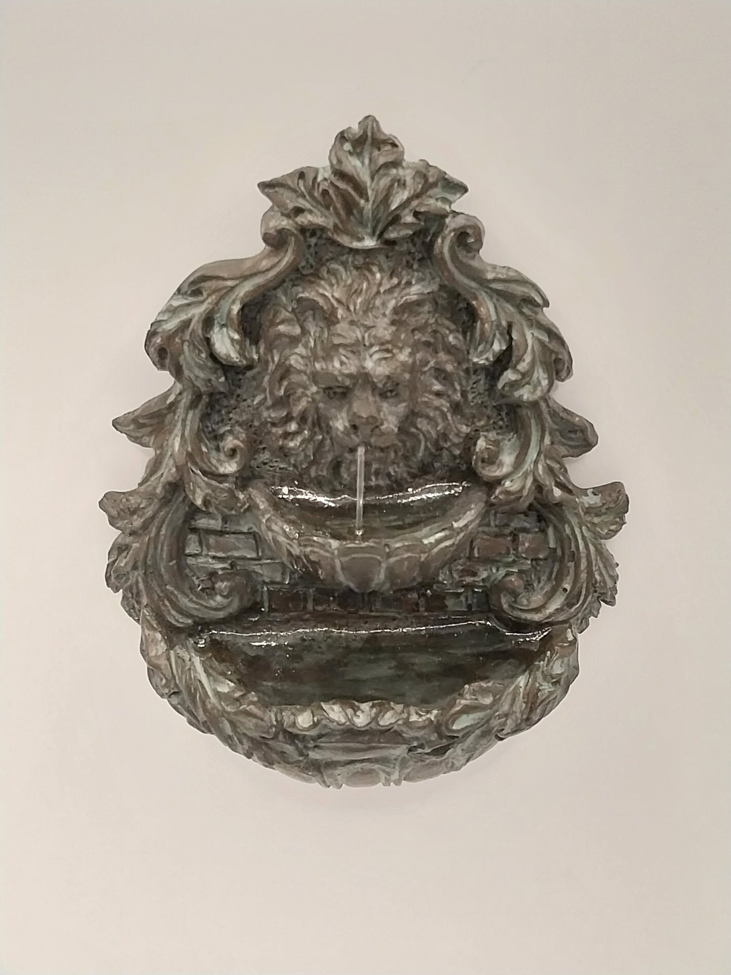 CRH804, Wall Fountain, Black