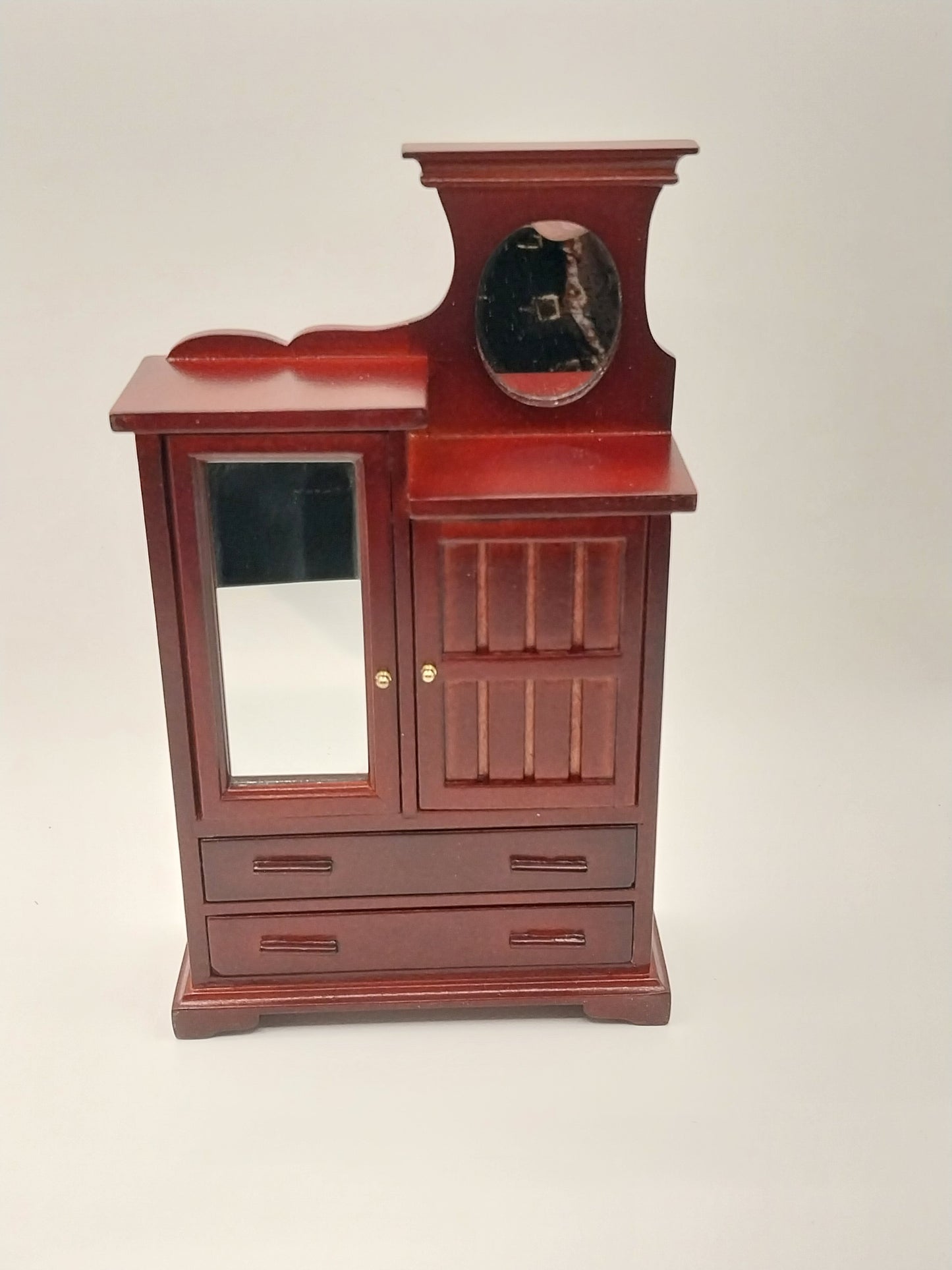 CEA277, Old Fashion Mirrored Chest, MH