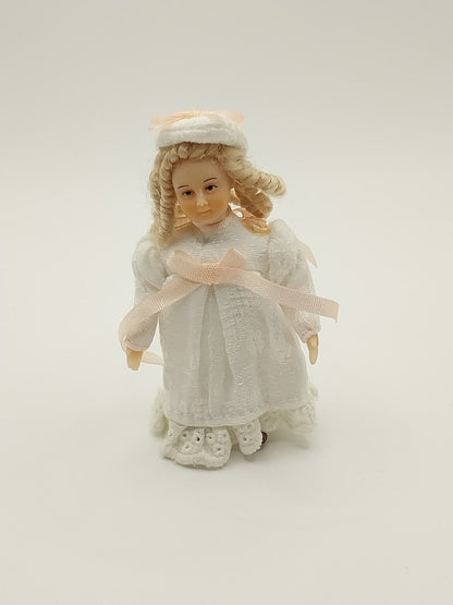CEA293, Sophie Drummond Girl Doll