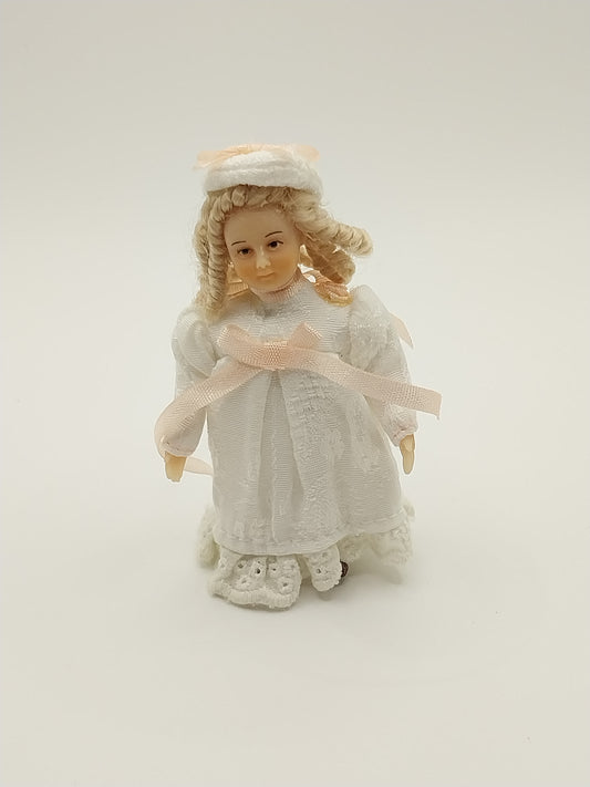 CEA293, Sophie Drummond Girl Doll