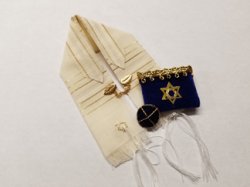 Gold Tallis, Bag, Yamulka