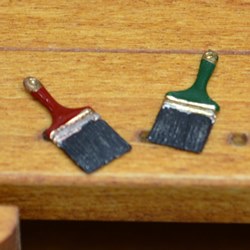 Paint Brushes, 2pcs, Red & Green