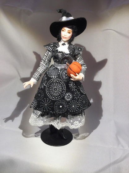 Apprentice Witch Doll, Show 2025