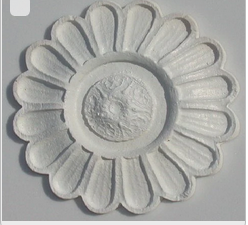 CRH854, Scalloped Medallion