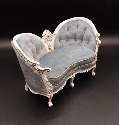 French Provincial Gossip Chaise Lounge