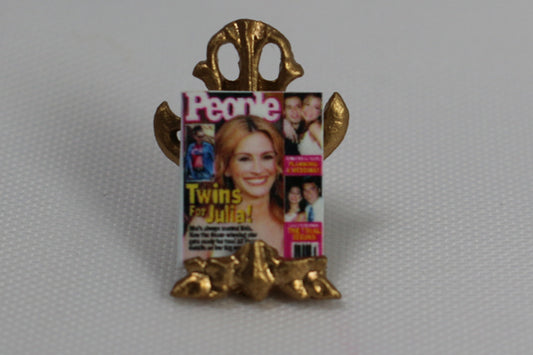 1/2" Scale People Magazine