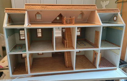 The Hofco Americana Dollhouse Kit