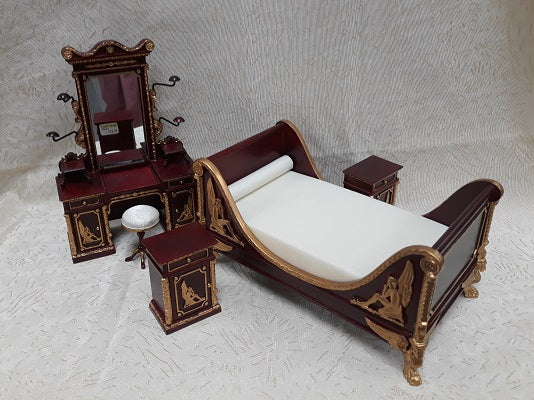 Ferdinand Sleigh Bedroom Set, 5pc, Mahogany/Gold