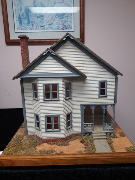 1/2" Scale Farmhouse, Circa 1950