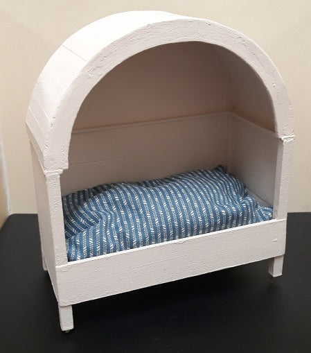 Slatted Hooded Day Bed