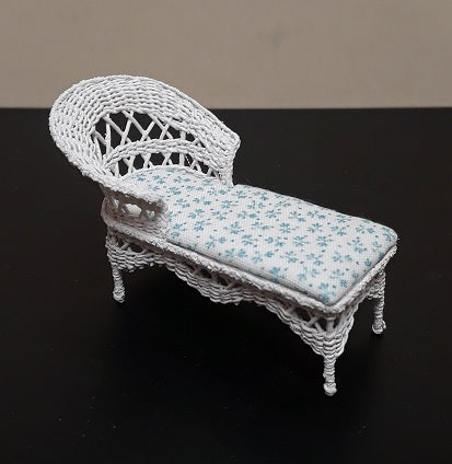 1/2" Scale Woven Wicker Chaise, White