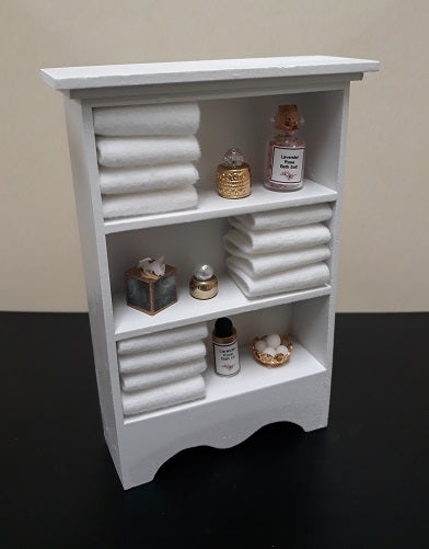 Bath Shelf with Towels, White