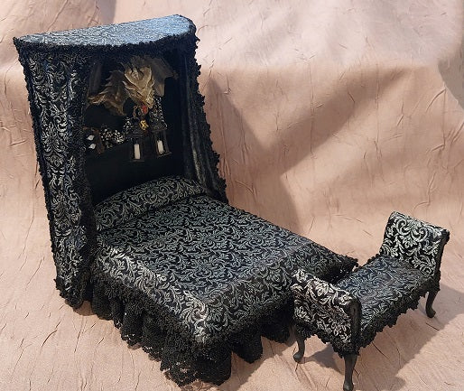 Dragon Bed with Bench, Black, Silver