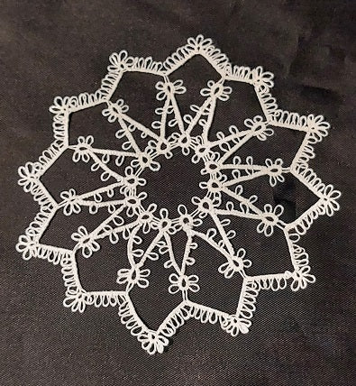 Tatted Star Doily, 4"