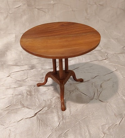 Tilt Top Round Tea Table, Cherry