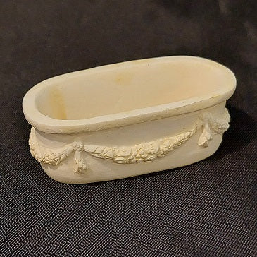 English Flower Box, Ivory