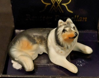 CEA060, Porcelain German Shepard Dog