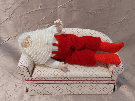 Santa Doll, Sleeping