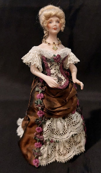 Victorian Lady, Brown Dress