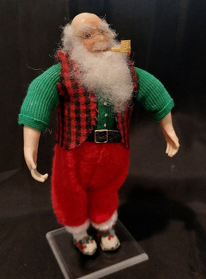 Santa Smoking his Pipe, Hand Sculpted