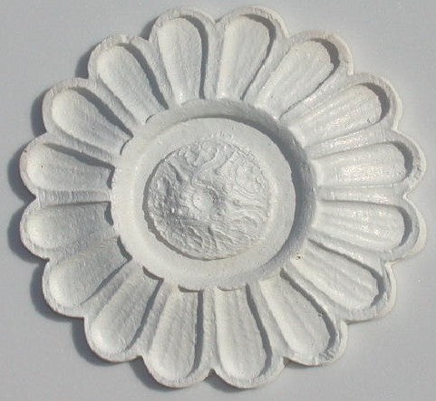 Scalloped Medallion