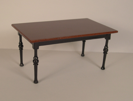 Bren Dining Table, Disc