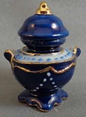 Blue Luster Urn with Lid