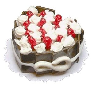 Heart Cake with Strawberry & White Cream