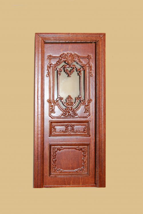 Queen Anne Single Door with Glass, Walnut