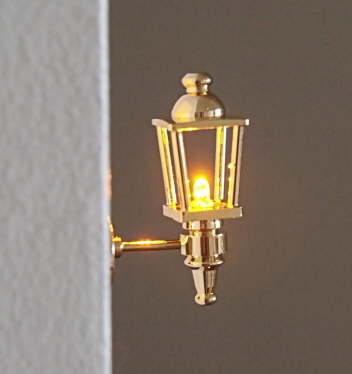 Brass Coach Lamp Battery/LED