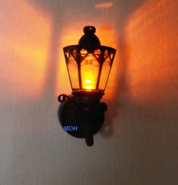 Coach Lamp Curly/Fancy Black Battery LED Amber