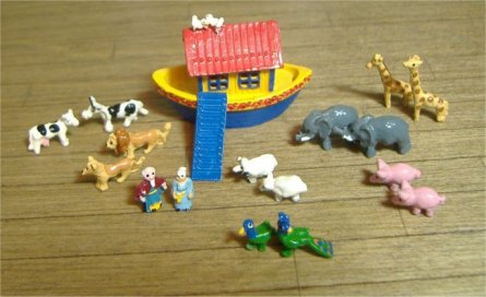 Noah Ark & Animals, Handpainted