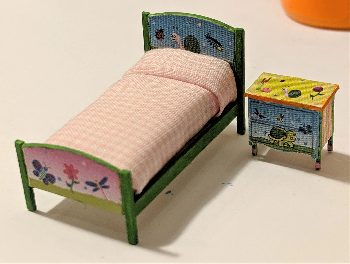 1/4" Scale Children Bed Kit, Bug, Disc