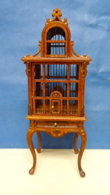 Bird Cage with Queen Anne Legs in New Walnut