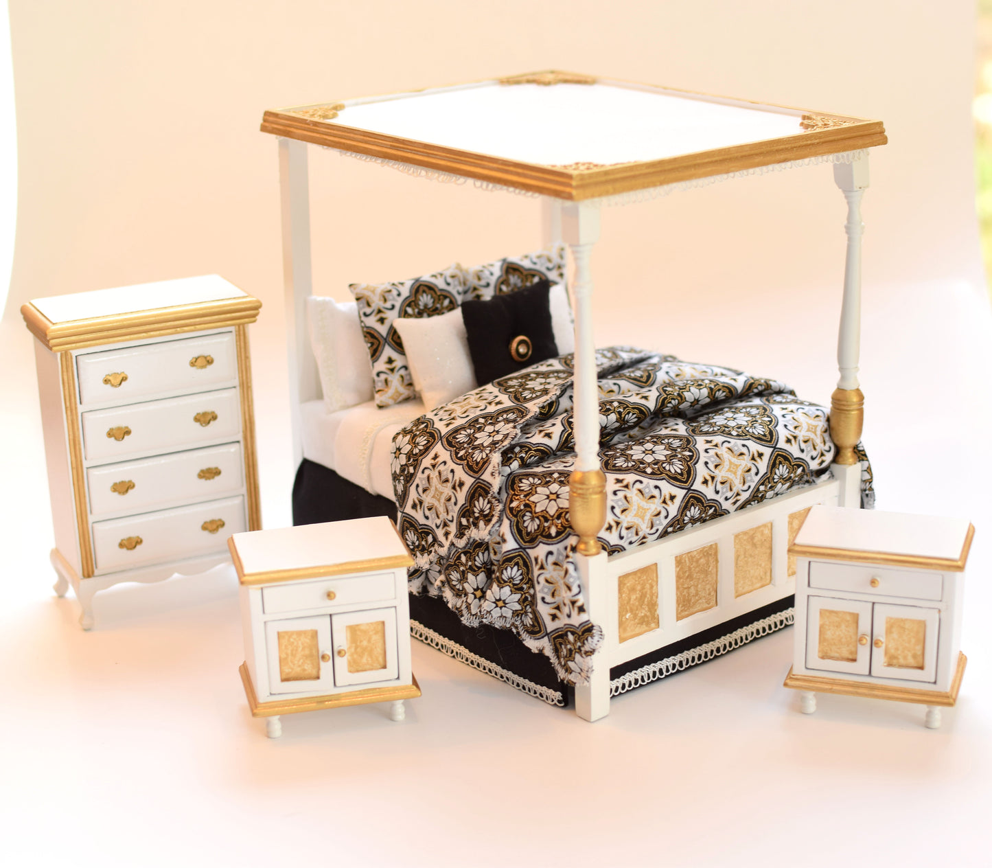 Golden Opulence, Newport Canopy Bedroom Set, 4pc